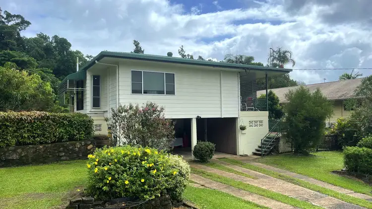 18 Bell St, Tully QLD 4854