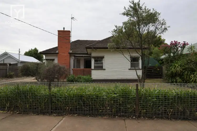 24 Echuca Rd, Mooroopna VIC 3629