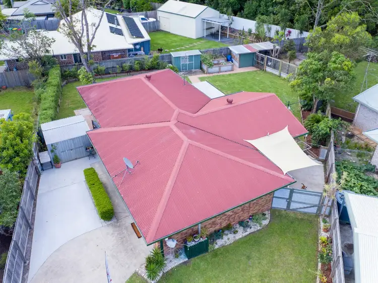 11 Redwood Ct, Landsborough QLD 4550