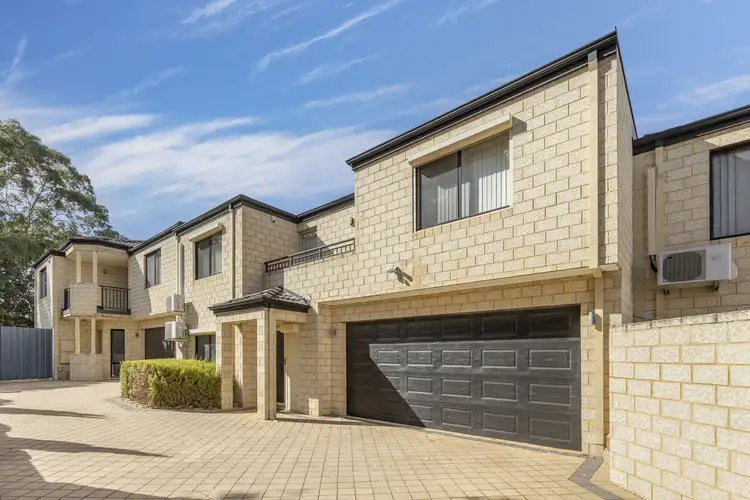 31B Maroog Way