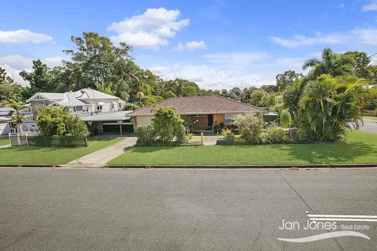 17 Crew St, Deception Bay QLD 4508