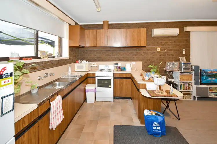 Fifth view of Homely unit listing, 1 - 2/23 Burgh St, Stawell VIC 3380