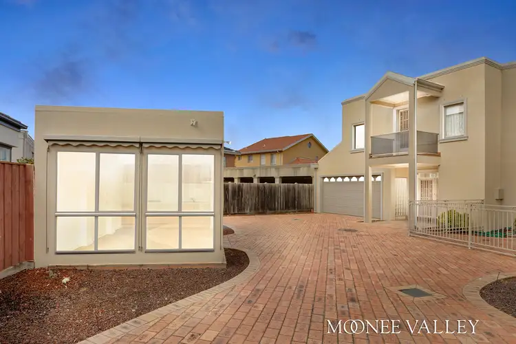 5 Karen Court, Avondale Heights VIC 3034