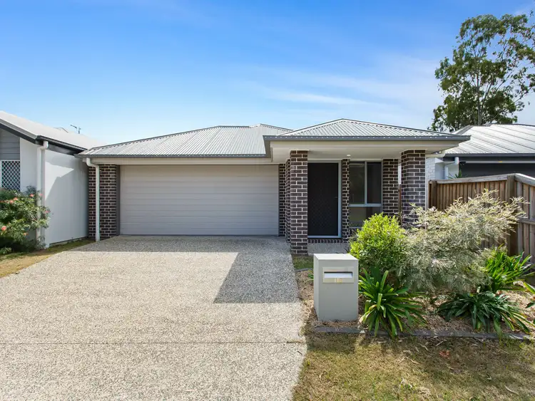 16 Burbury Rd, Morayfield QLD 4506