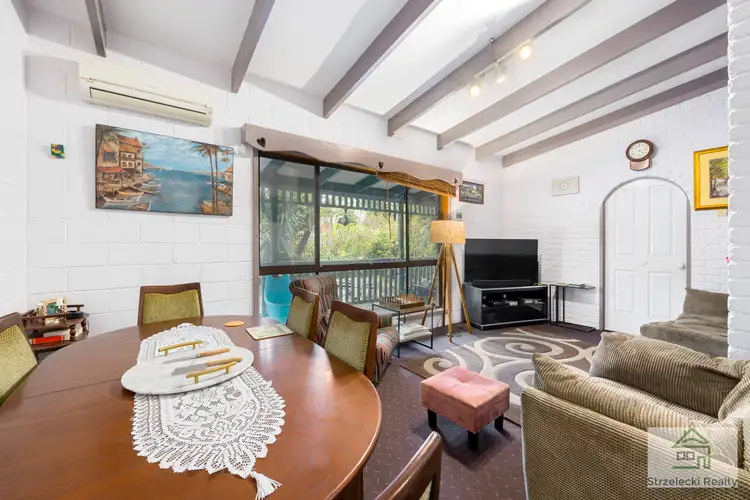 Fourth view of Homely house listing, 5 Catani Ct, Newborough VIC 3825