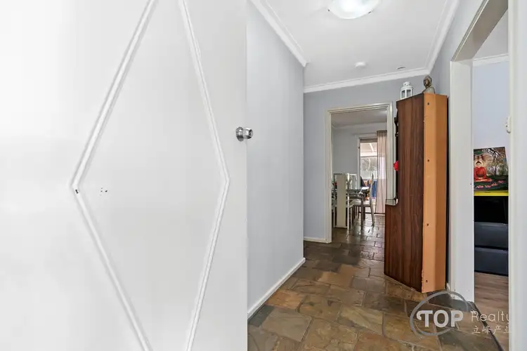 Second view of Homely house listing, 26 Glennon Way, Rossmoyne WA 6148