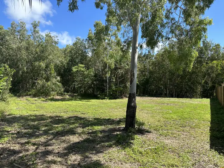 16 Pandanus Dr, Horseshoe Bay QLD 4819