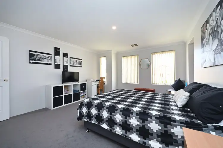 Fourth view of Homely house listing, 3 Bardeen Pass, Carramar WA 6031