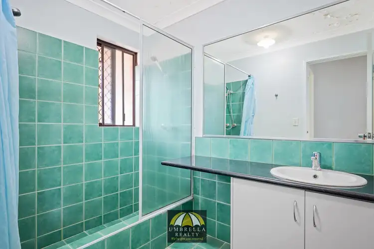 Fifth view of Homely house listing, 1 Plowers Pl, Withers WA 6230
