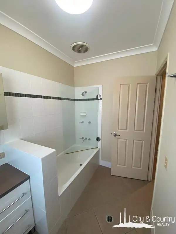 Seventh view of Homely unit listing, Unit 1/177 West Street, Mount Isa QLD 4825