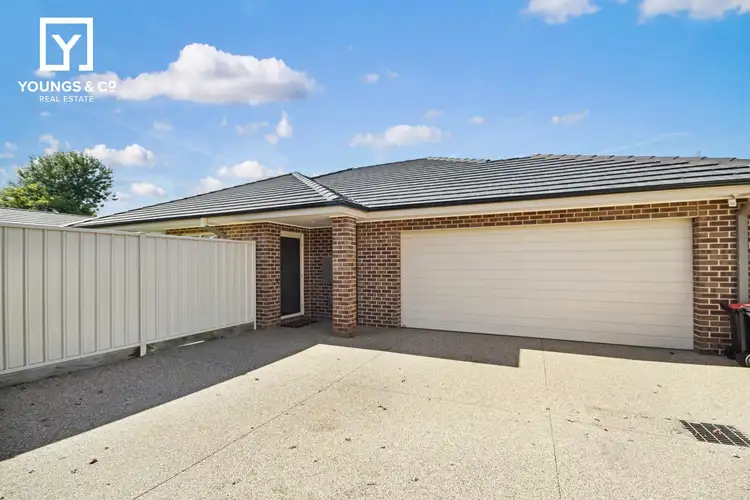 Main view of Homely townhouse listing, Unit 2/23 Orr St, Shepparton VIC 3630