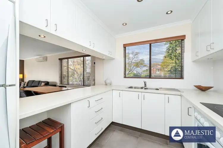 Sixth view of Homely apartment listing, 4/95 Matheson Road, Applecross WA 6153