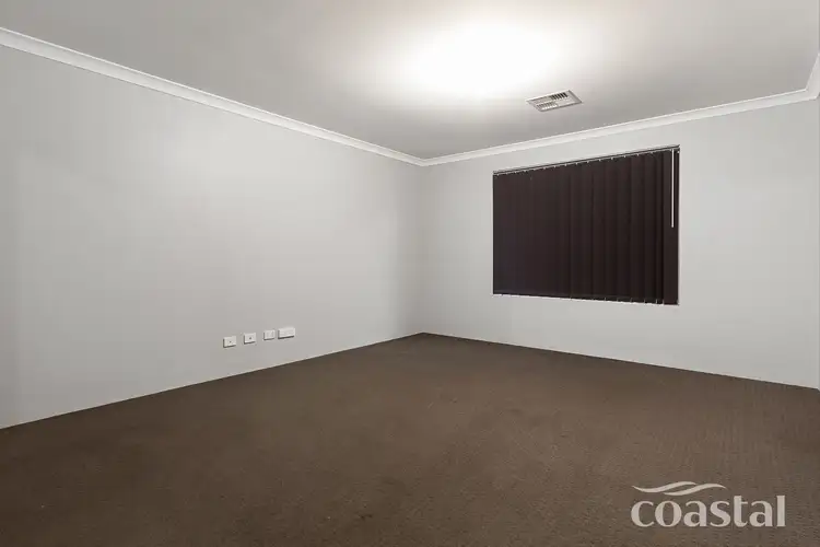 Sixth view of Homely house listing, 14 Snowflake App, Baldivis WA 6171
