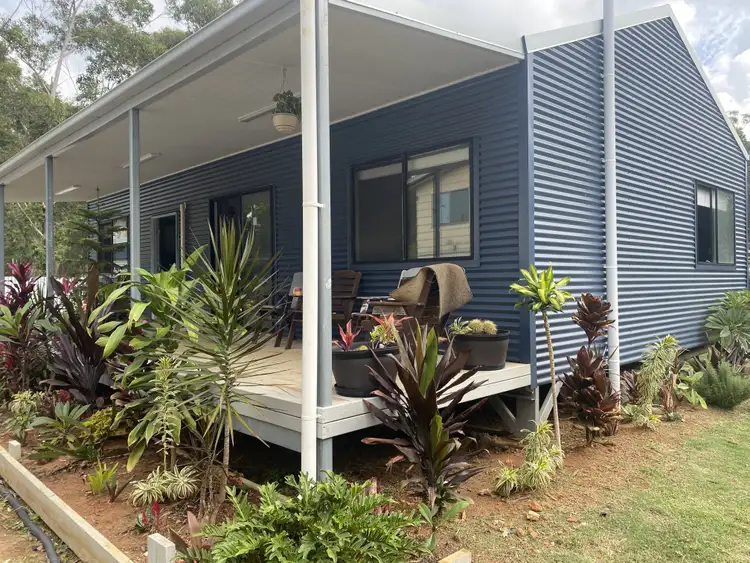 32 Channel St, Russell Island QLD 4184