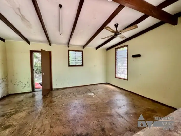 Seventh view of Homely house listing, 2 Glenlena Ave, Rubyvale QLD 4702
