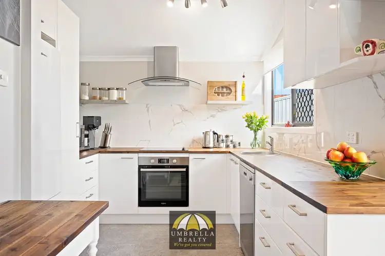 13 Bright St