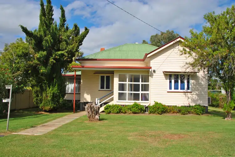 68 Guy St, Warwick QLD 4370