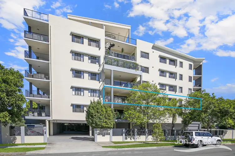 Main view of Homely unit listing, 3/11 Dix Street, Redcliffe QLD 4020
