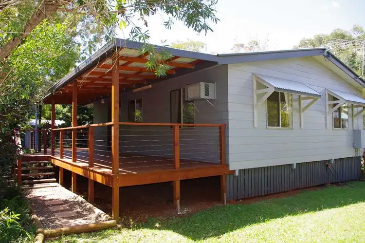 48 Noyes Parade, Karragarra Island QLD 4184