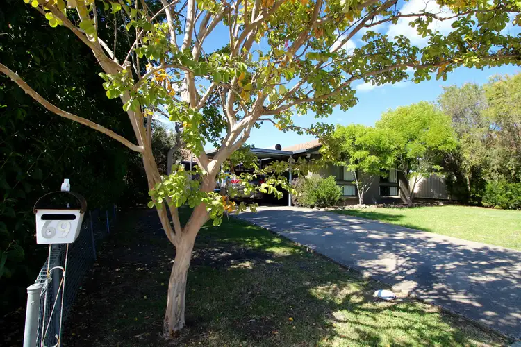 69 Moore St, Inverell NSW 2360