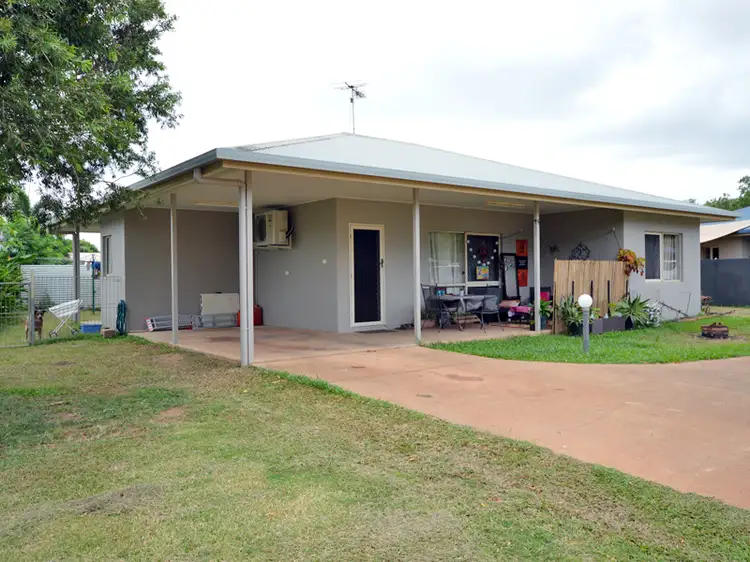 1/7 Alakanum Court, Nanum QLD 4874