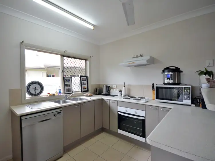 Fifth view of Homely unit listing, 1/7 Alakanum Court, Nanum QLD 4874