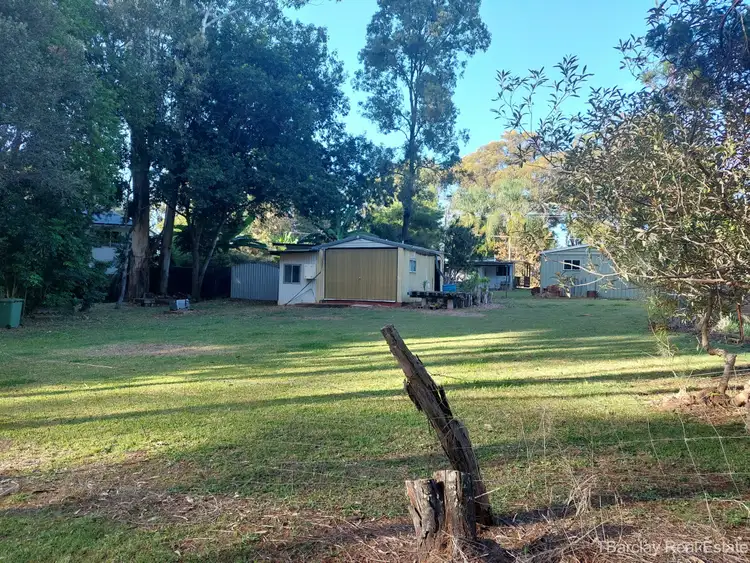 10 Noyes Pde, Karragarra Island QLD 4184