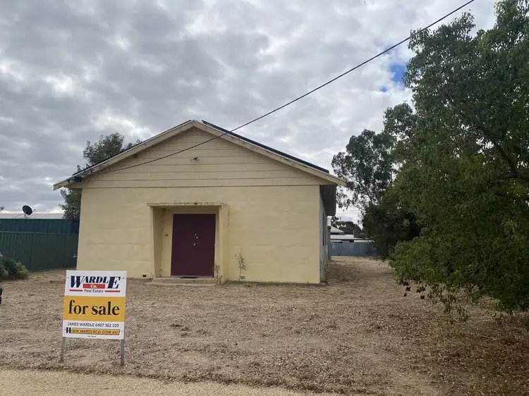 22 High St E, Snowtown SA 5520