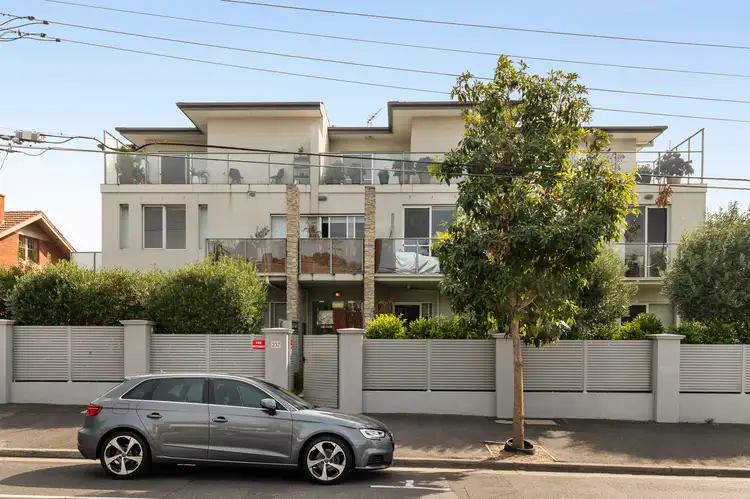 Main view of Homely apartment listing, 4/237 Hampton St, Hampton VIC 3188