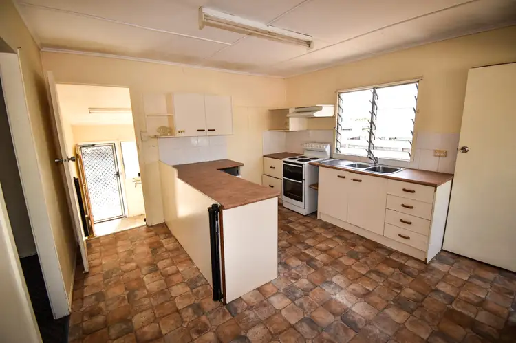 Sixth view of Homely house listing, 14 Roberts St, South Gladstone QLD 4680