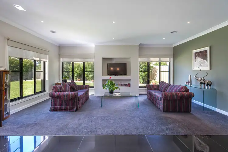 3 William Court, Gisborne VIC 3437