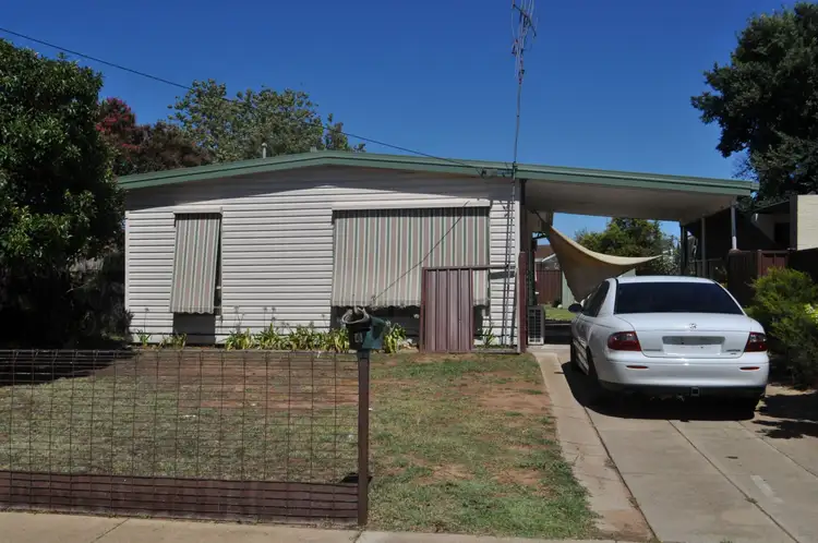 4 Yorkshire Crescent, Shepparton VIC 3630
