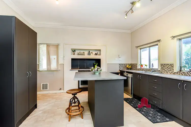 7 Buckby Road, Harvey WA 6220