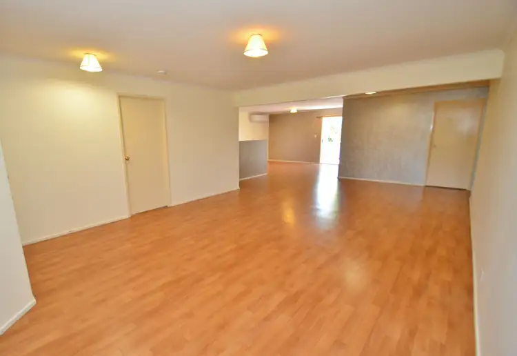 Fifth view of Homely house listing, 4 Bishop Court, Southside QLD 4570