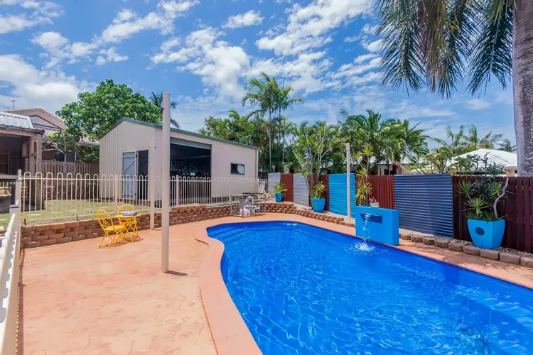 33 Denham Crescent, Rural View QLD 4740