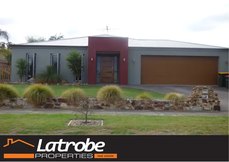 10 Amaroo Way, Newborough VIC 3825