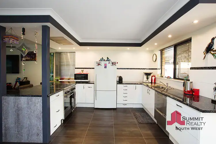 Sixth view of Homely house listing, 13 Kurrajong Circle, Glen Iris WA 6230