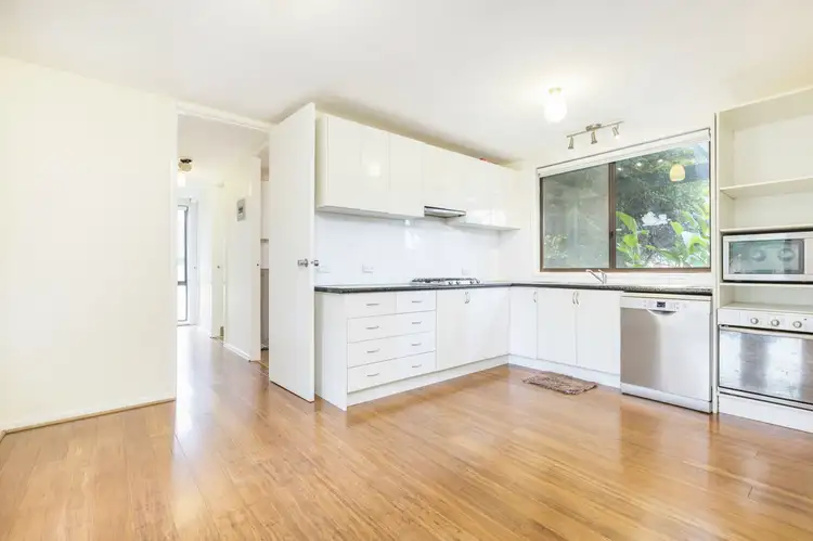 13 Napthali Close, Charnwood ACT 2615