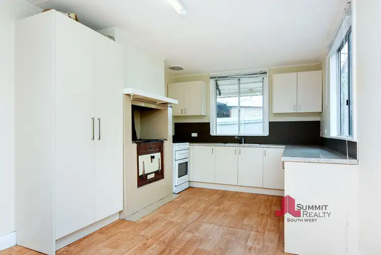 Sixth view of Homely house listing, 2 Holmes Street, Collie WA 6225
