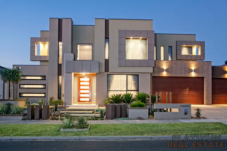 4 Freshwater Boulevard, Lyndhurst VIC 3975