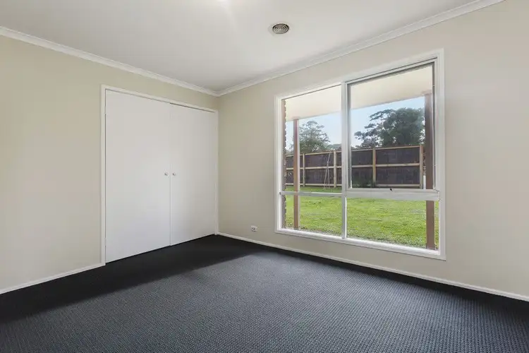 Seventh view of Homely house listing, 8 Redmond Court, Rosebud VIC 3939