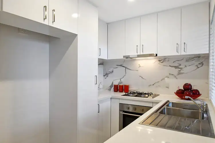 Fifth view of Homely unit listing, Unit 10/2 Croesus, Morley WA 6062