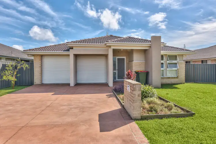 Main view of Homely house listing, 25 Niven Parade, Rutherford NSW 2320