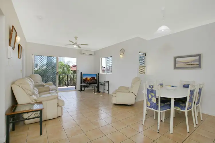 Sixth view of Homely unit listing, 5/37 Sunbrite Street, Mermaid Beach QLD 4218
