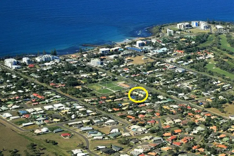 Second view of Homely unit listing, Unit 4/19 Grimwood Street, Bargara QLD 4670