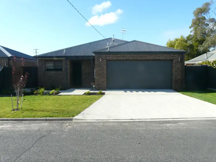 53a School Road St, Trafalgar VIC 3824