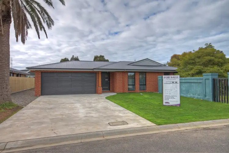 1 Palm Ave, Paynesville VIC 3880