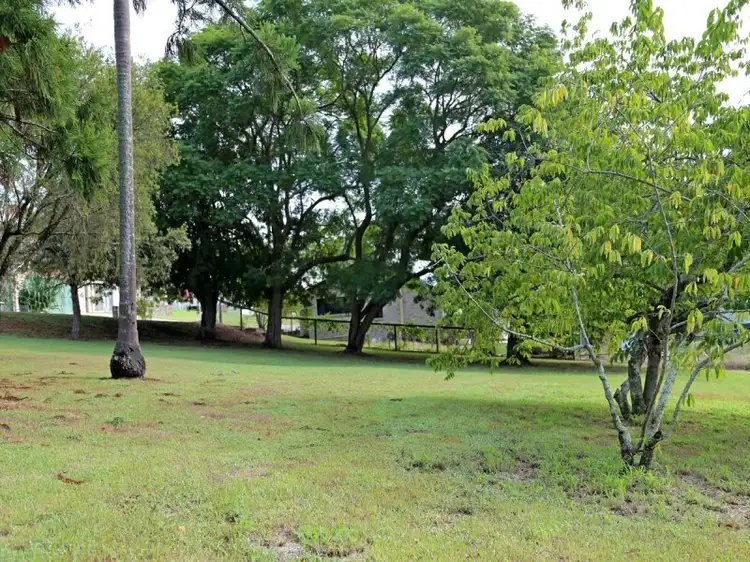30 Stanton Street, Kilcoy QLD 4515