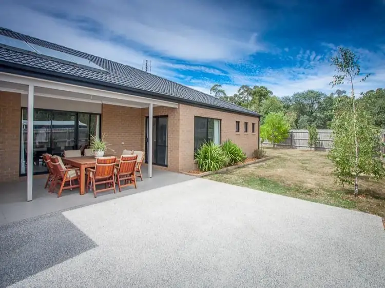 Fourth view of Homely house listing, 11 Roxanne Court, Woodend VIC 3444