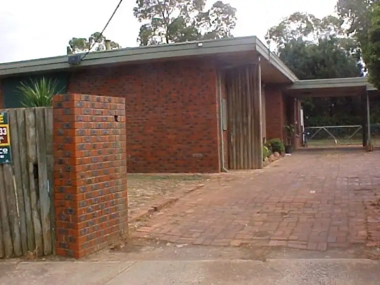16 Baker Crescent, Mooroopna VIC 3629